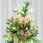 Flower Table Decorations For Breakfast