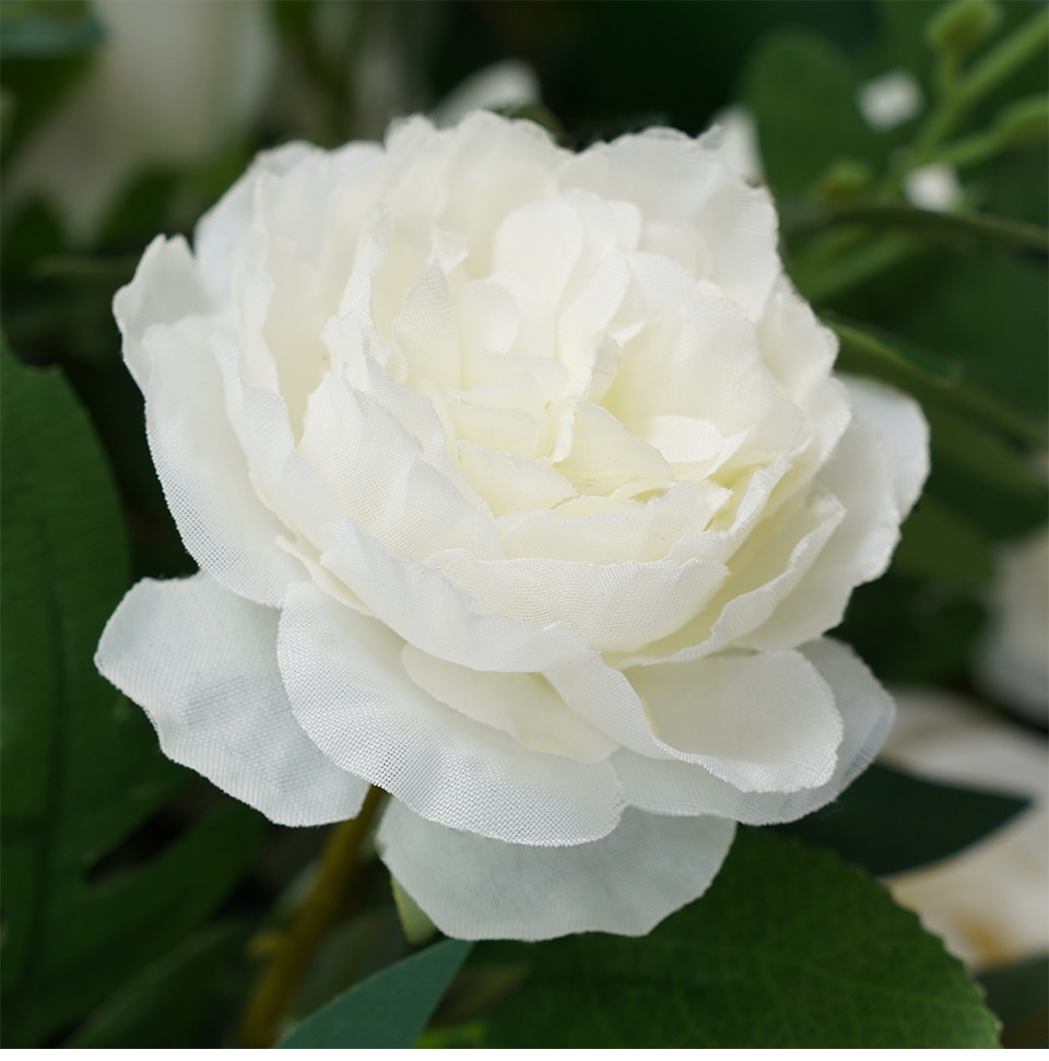 beautiful white wedding flower arch7