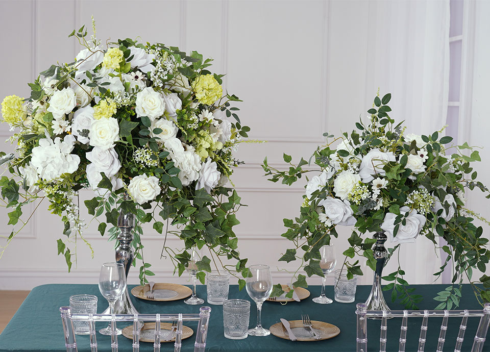 wedding round arch with drapes3