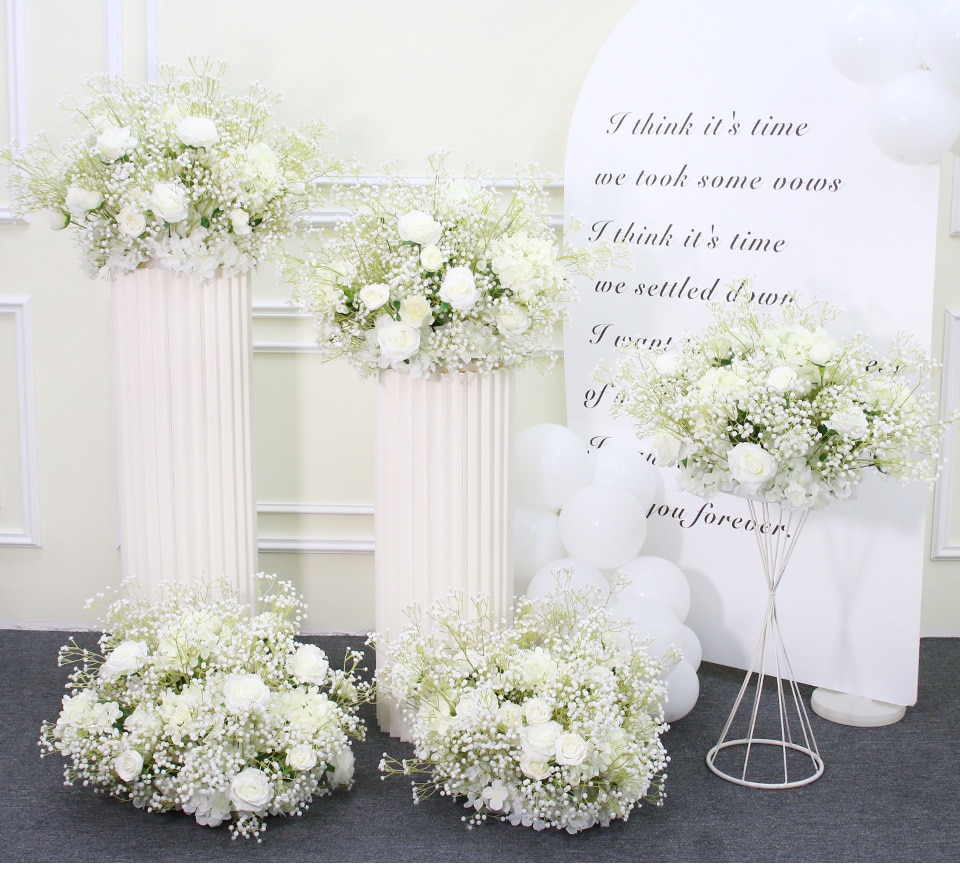 flower arrangement for bride and groom table7