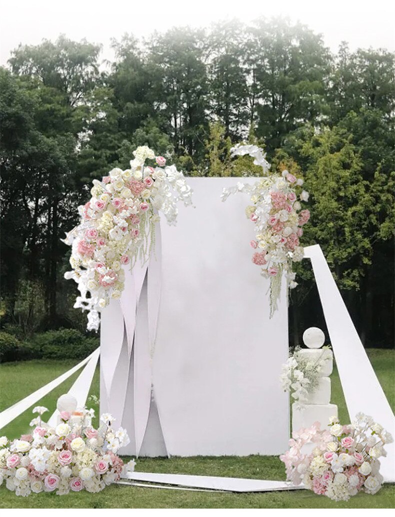 red white and black wedding table decorations10