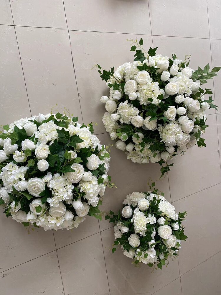 flower in vase on table4