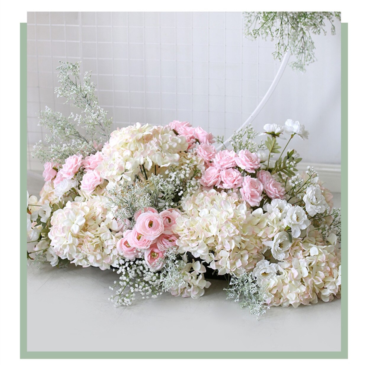 derby day flower arrangements10