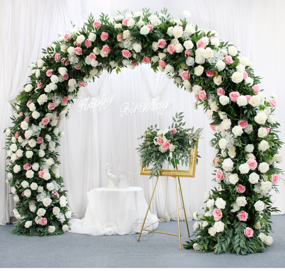 flower arrangements wuth roses and hydrangeas1