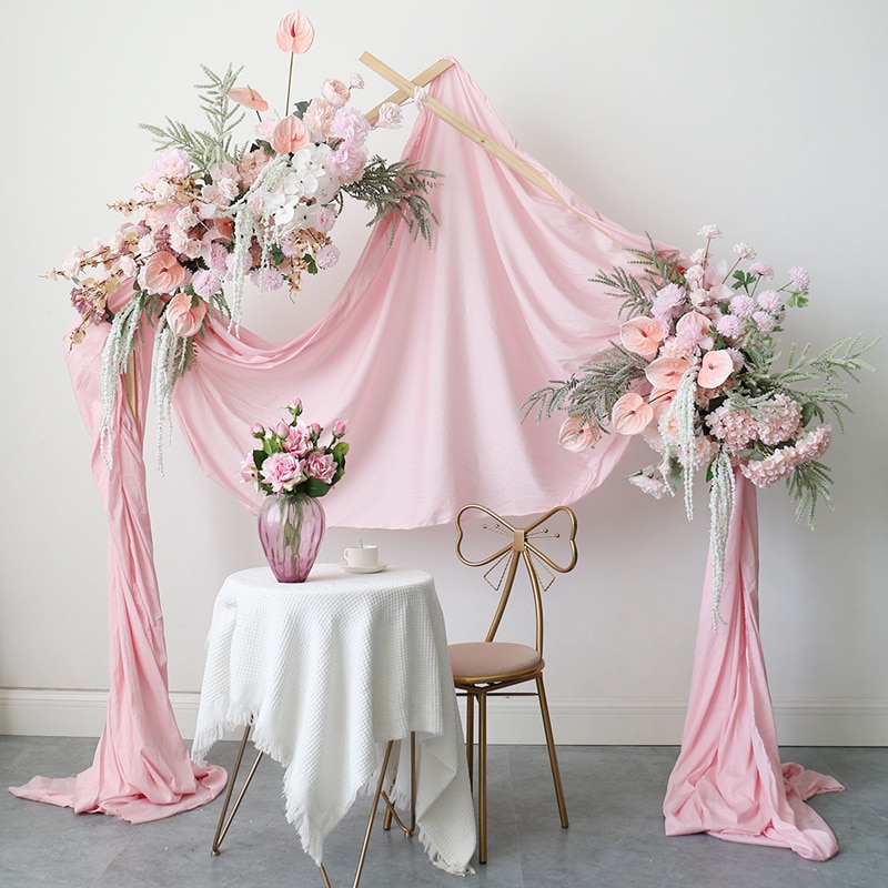 plastic black and white damask table runner