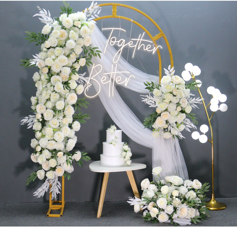 plain wedding table decor