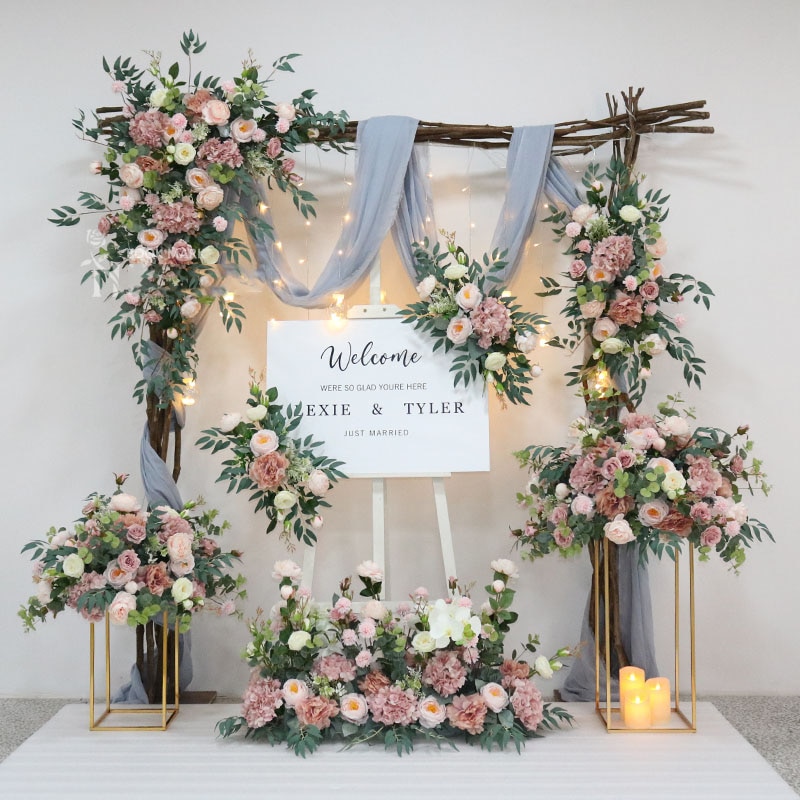 table flowers bride and groom table1