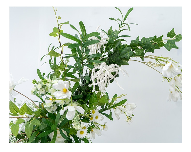 white cocktail table cloth with flowers7