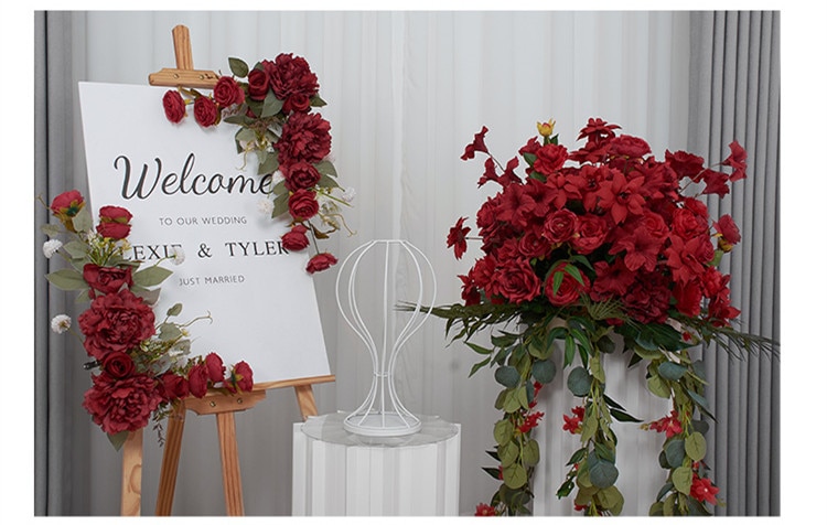 burgundy ivory wedding cake flower4