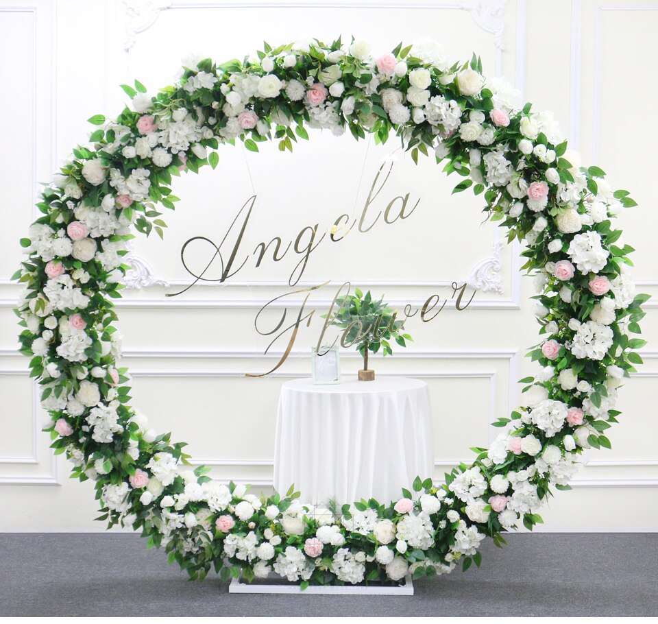 gold metal frame wedding arch1