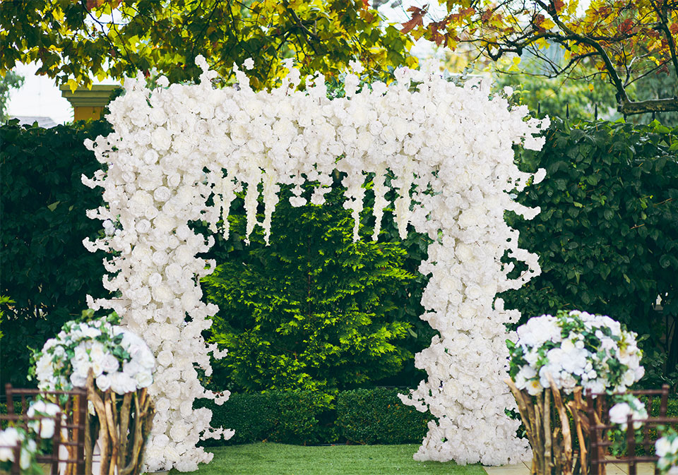 head table backdrop flowers