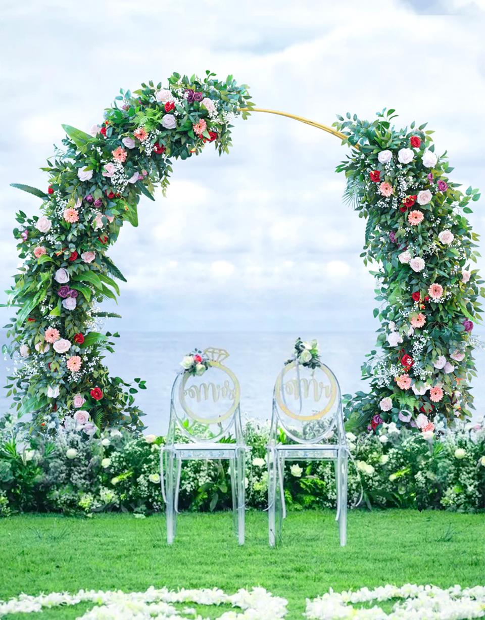 feather flower arrangement