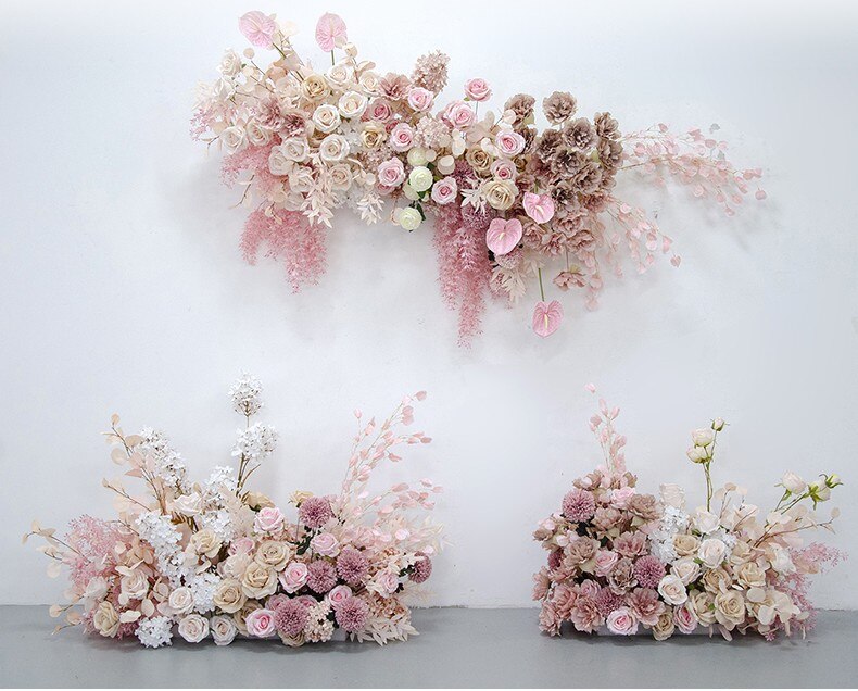 flower arrangement with carnations and mason jar