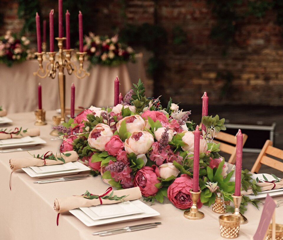 dry flower arrangement on mirror1