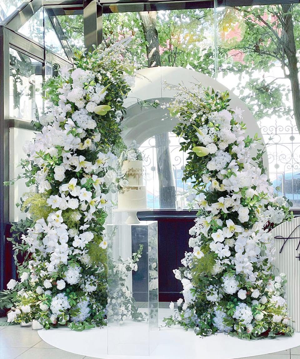 artificial hanging flower arrangements